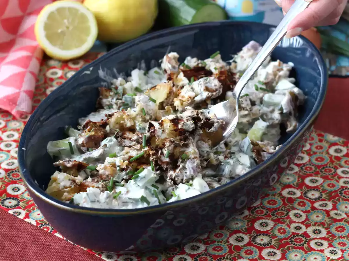 Ensalada de pepinos y patatas crujientes - foto 2