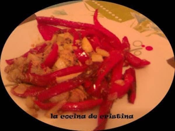 ENSALADA DE PIMIENTOS ROJOS