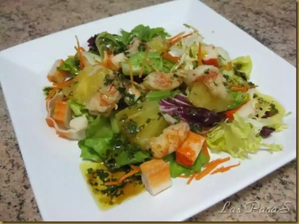 Ensalada de Piña y Langostinos