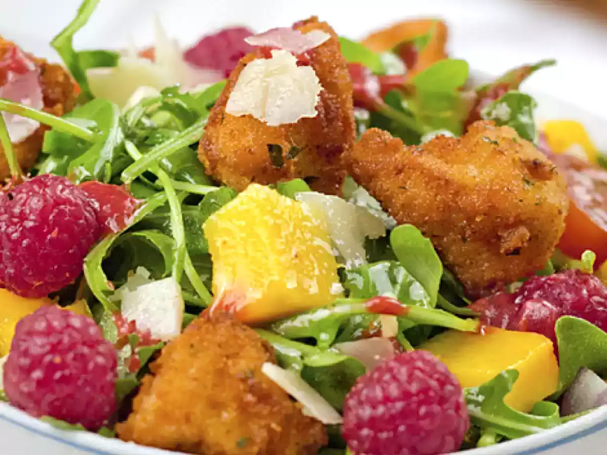 Ensalada de pollo con vinagreta de frambuesa