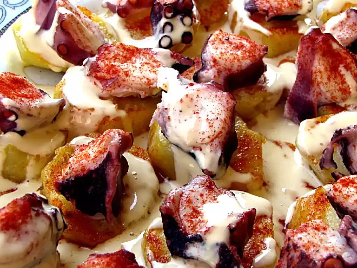 Ensalada de pulpo con patata confitada