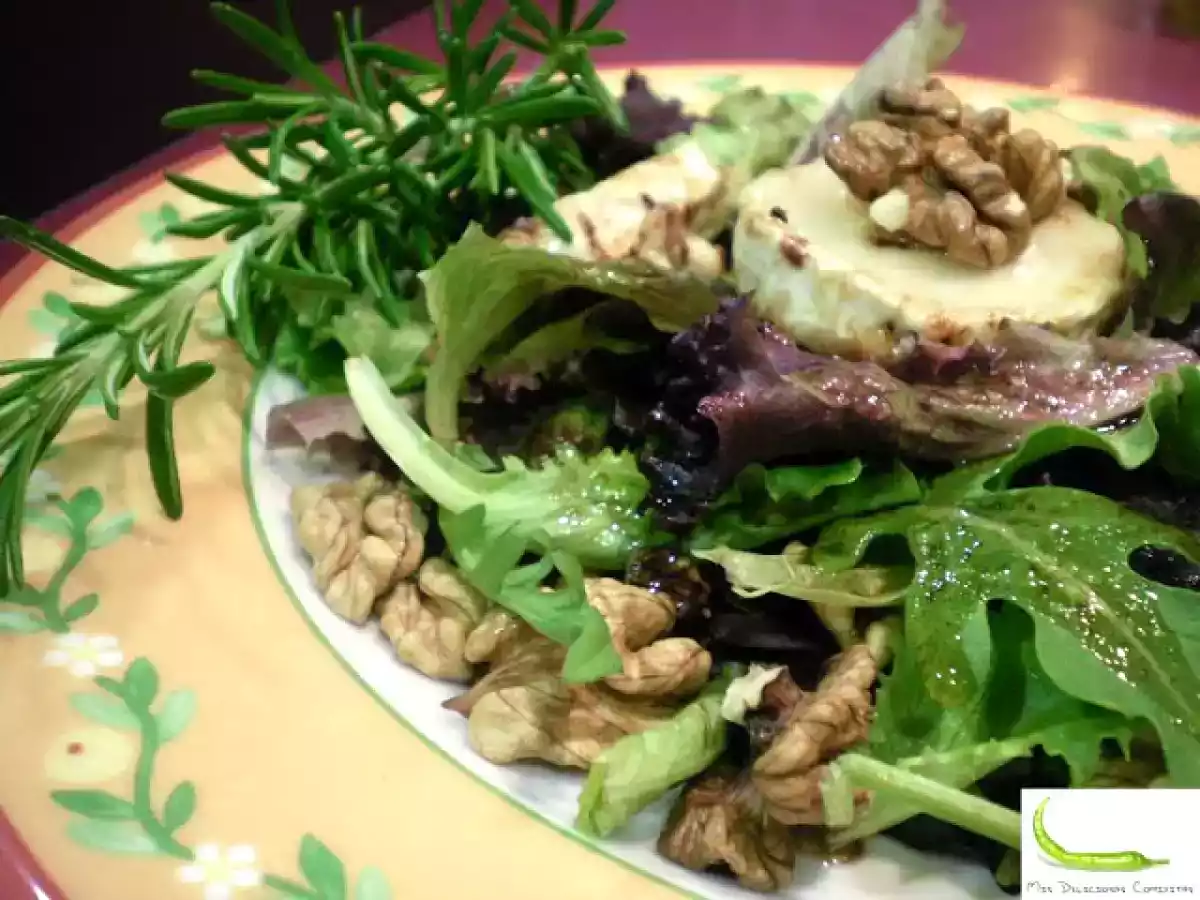 Ensalada de queso de cabra y nueces