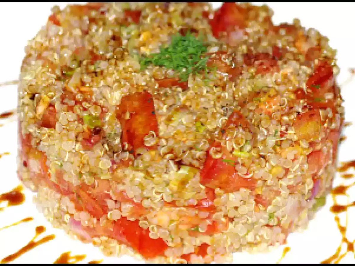 Ensalada de quinoa, cebolleta, tomate y eneldo - foto 6