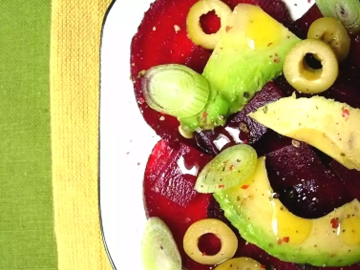 Ensalada de remolacha y aguacate