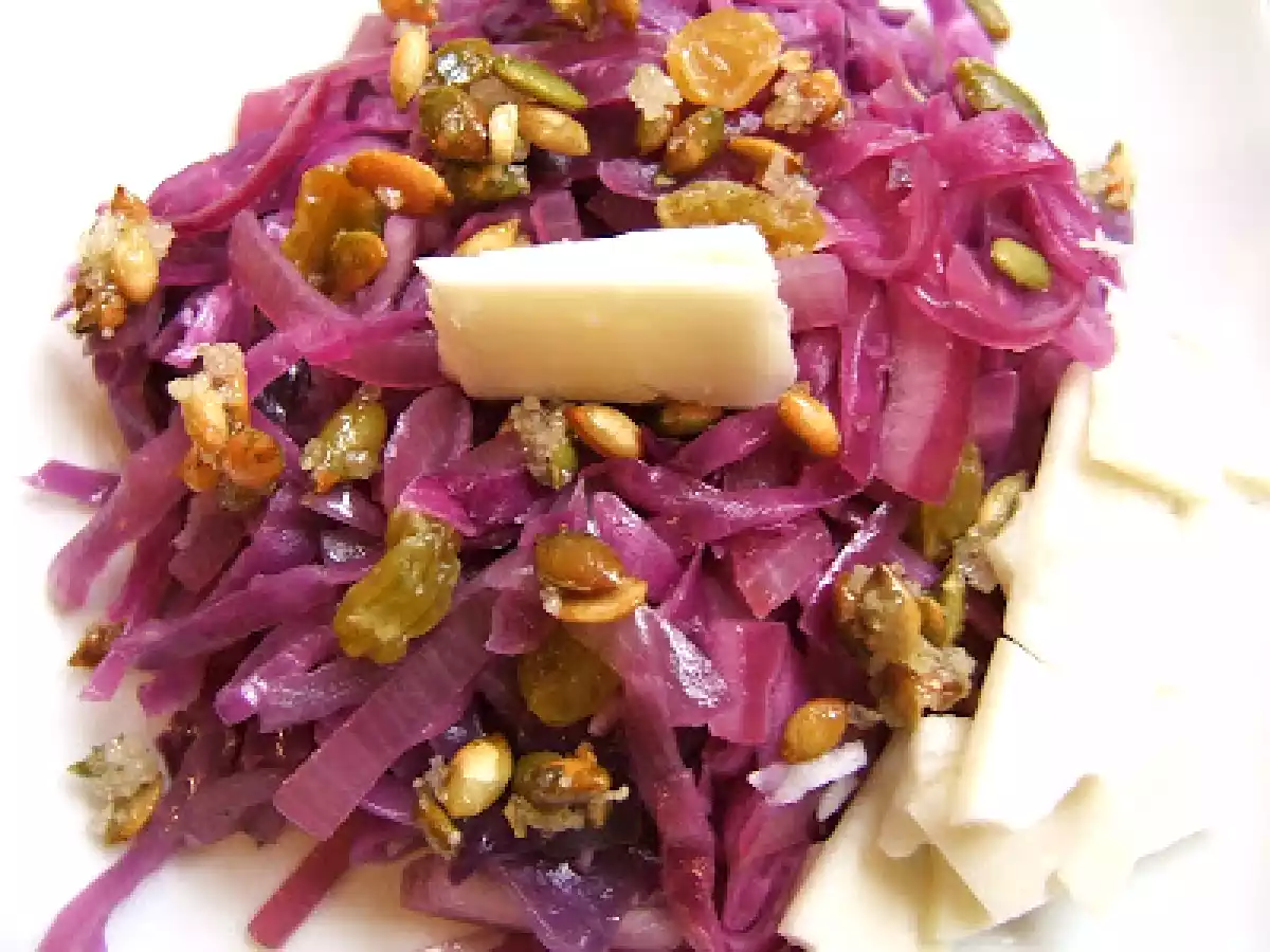 Ensalada de repollo y cebolla morada