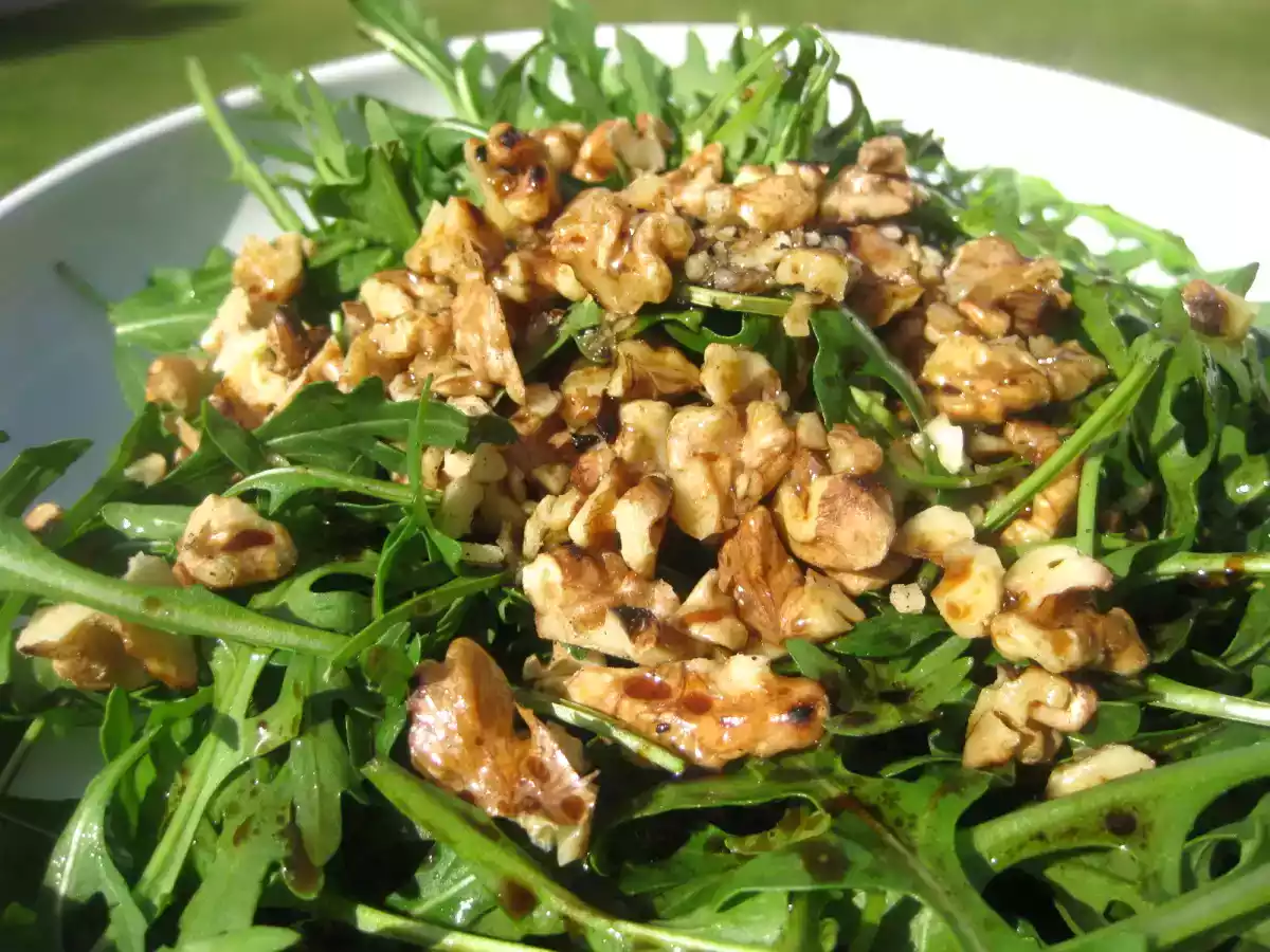 Ensalada de rúcula y nueces