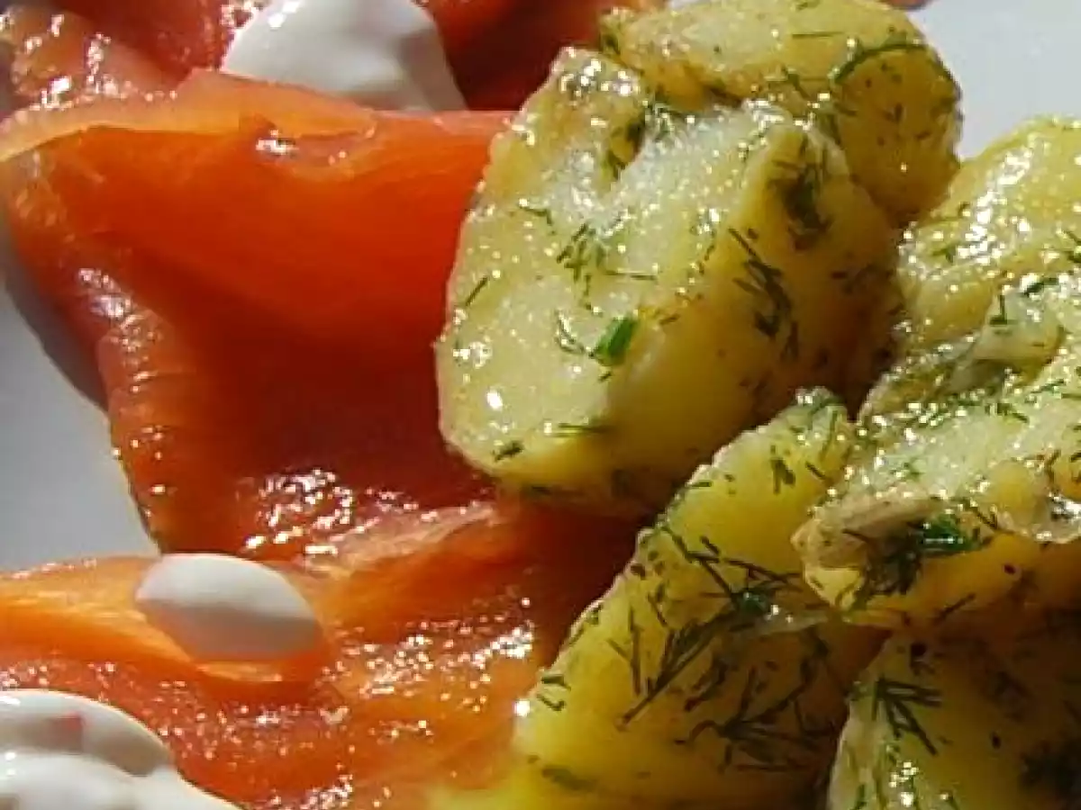 Ensalada de salmón con patatas al eneldo - foto 2