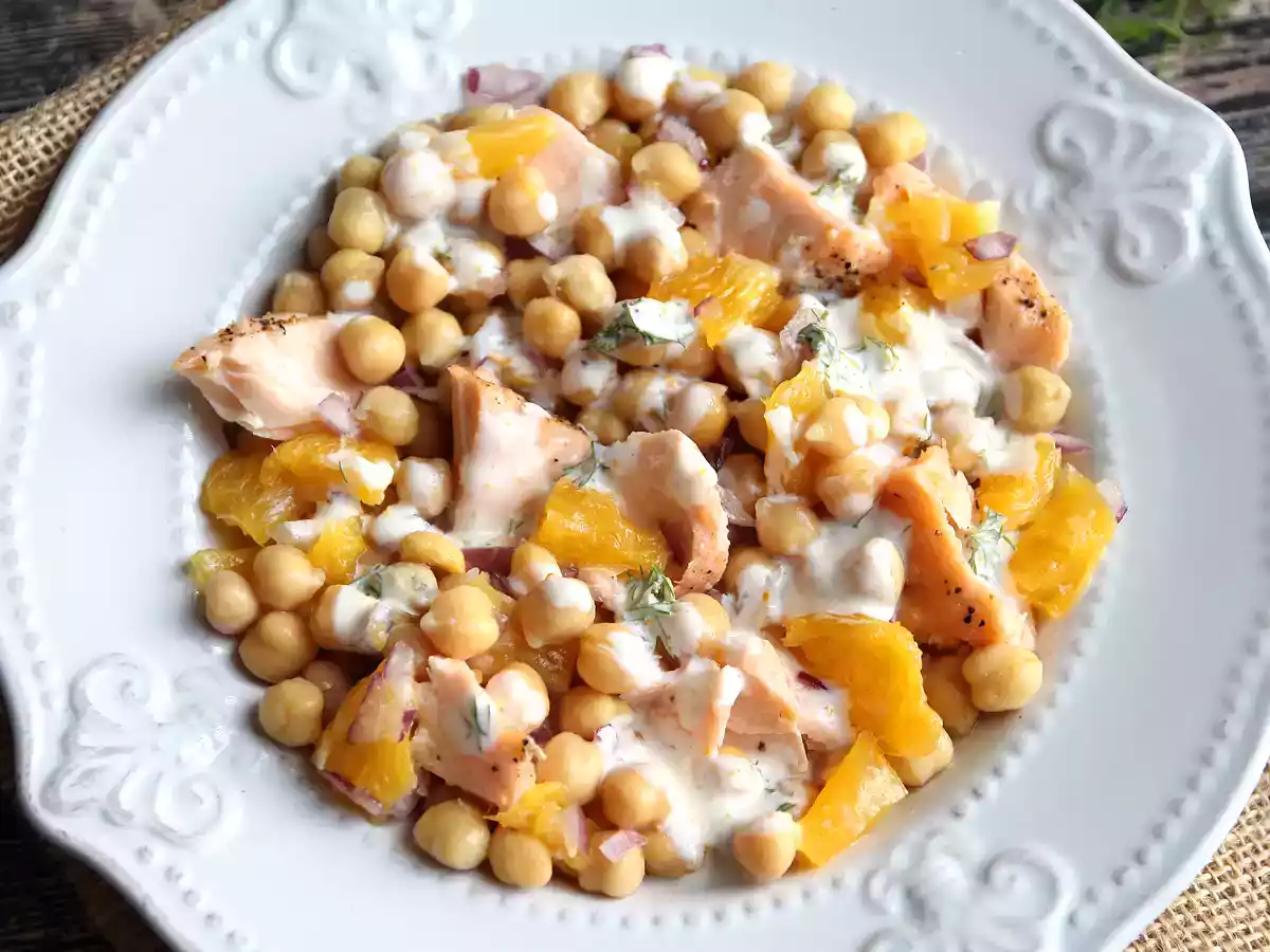 Ensalada de salmón, garbanzos y naranja - foto 4