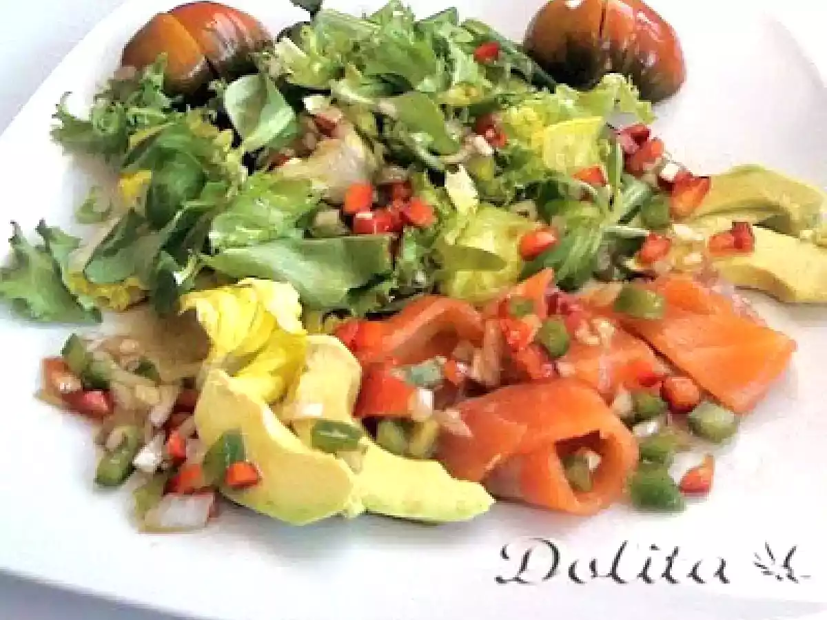 Ensalada de salmón y aguacate