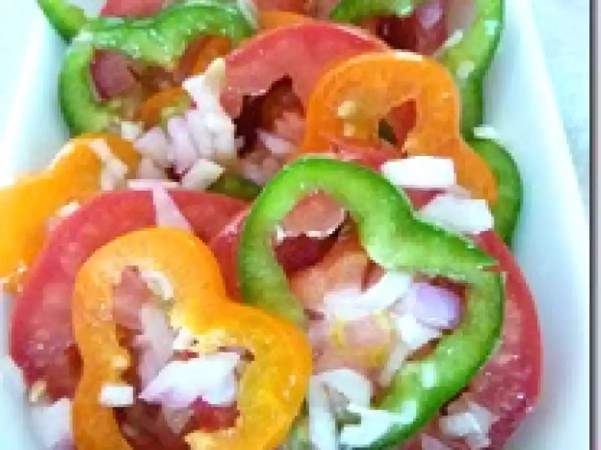 Ensalada de tomate y pimiento