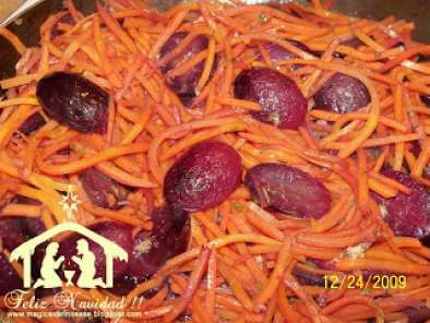 Ensalada de zanahorias con uvas