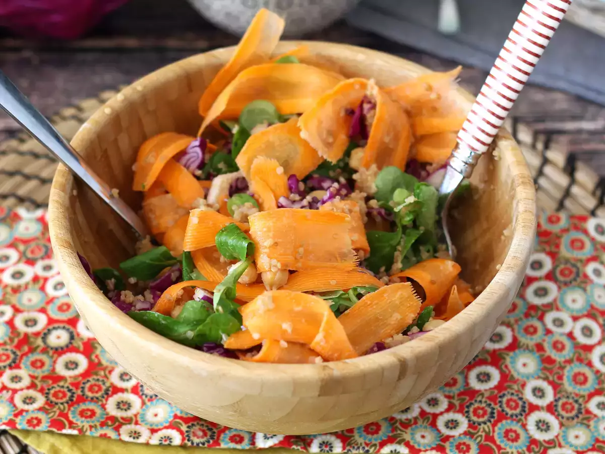 Ensalada en bote vegetariana, el táper más fácil y cómodo - foto 2