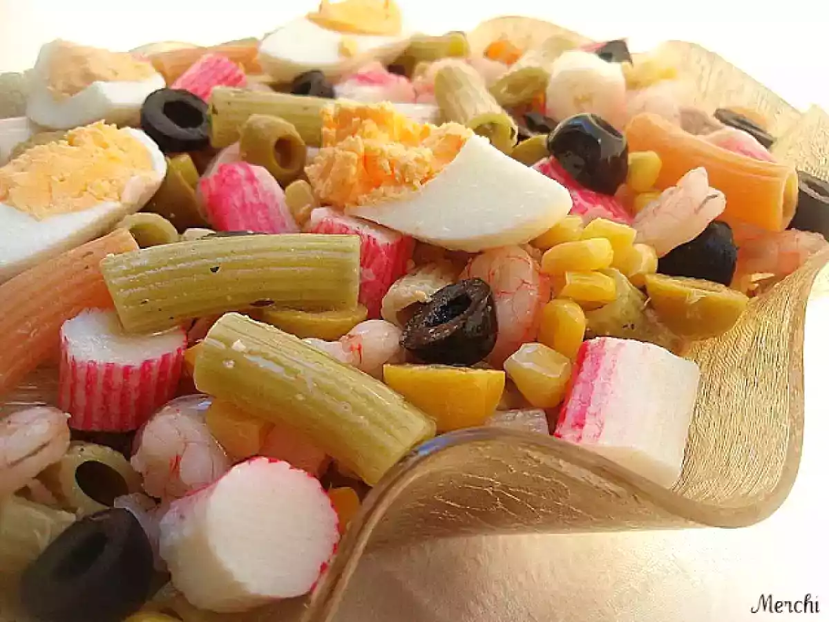 Ensalada fría de macarrones tricolor - foto 2