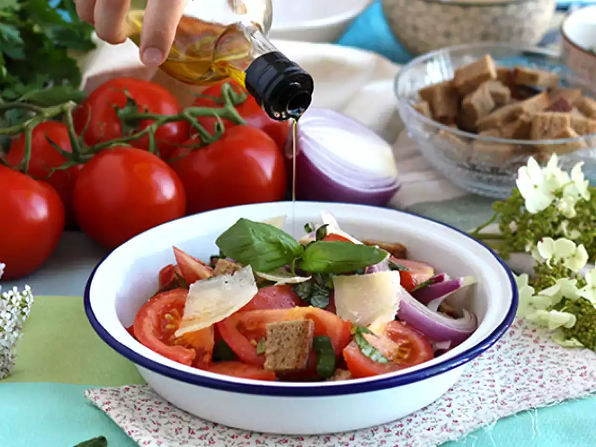 Ensalada Panzanella - foto 2