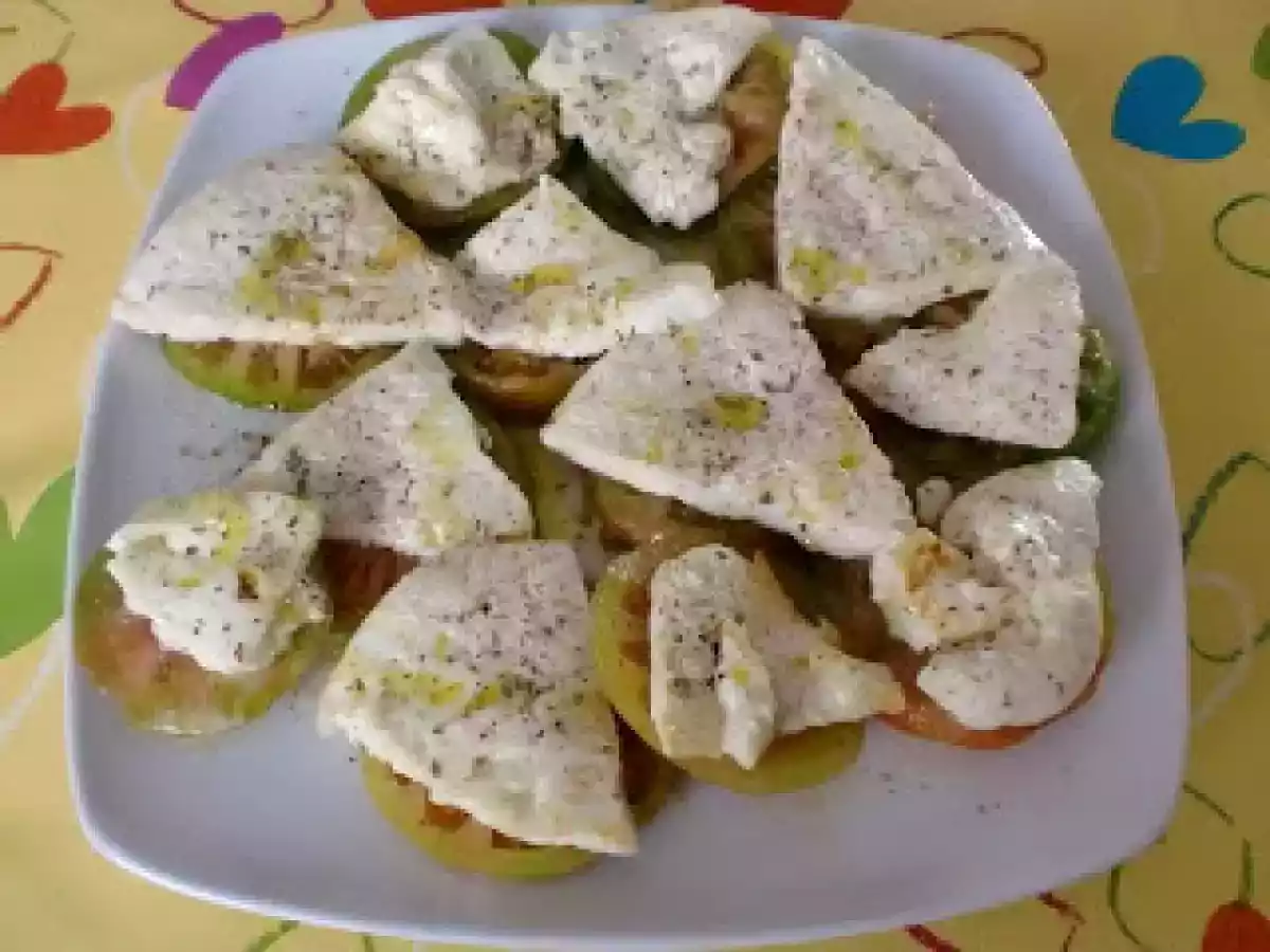 Ensalada queso plancha y tomate