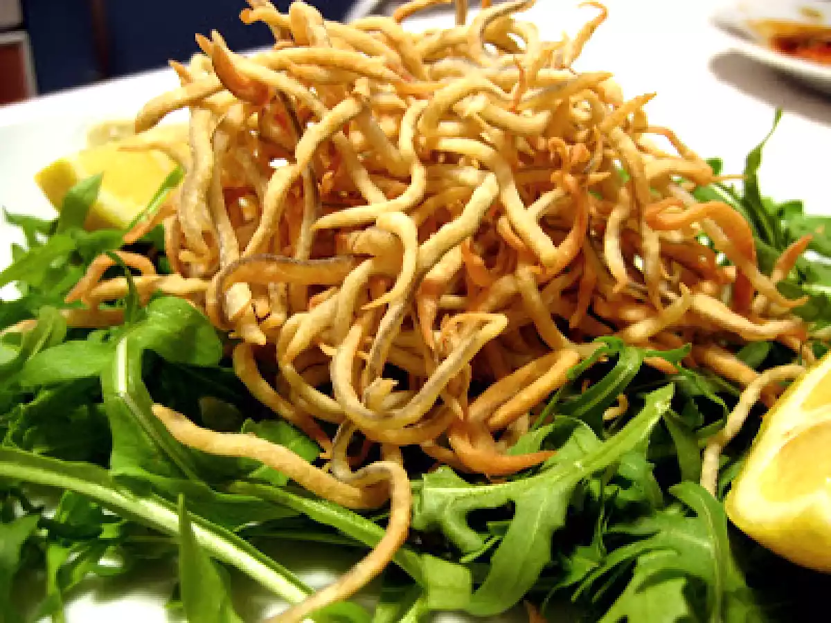 ENSALADA RELATIVA (E=mc2) DE RÚCULA Y GULAS FRITAS