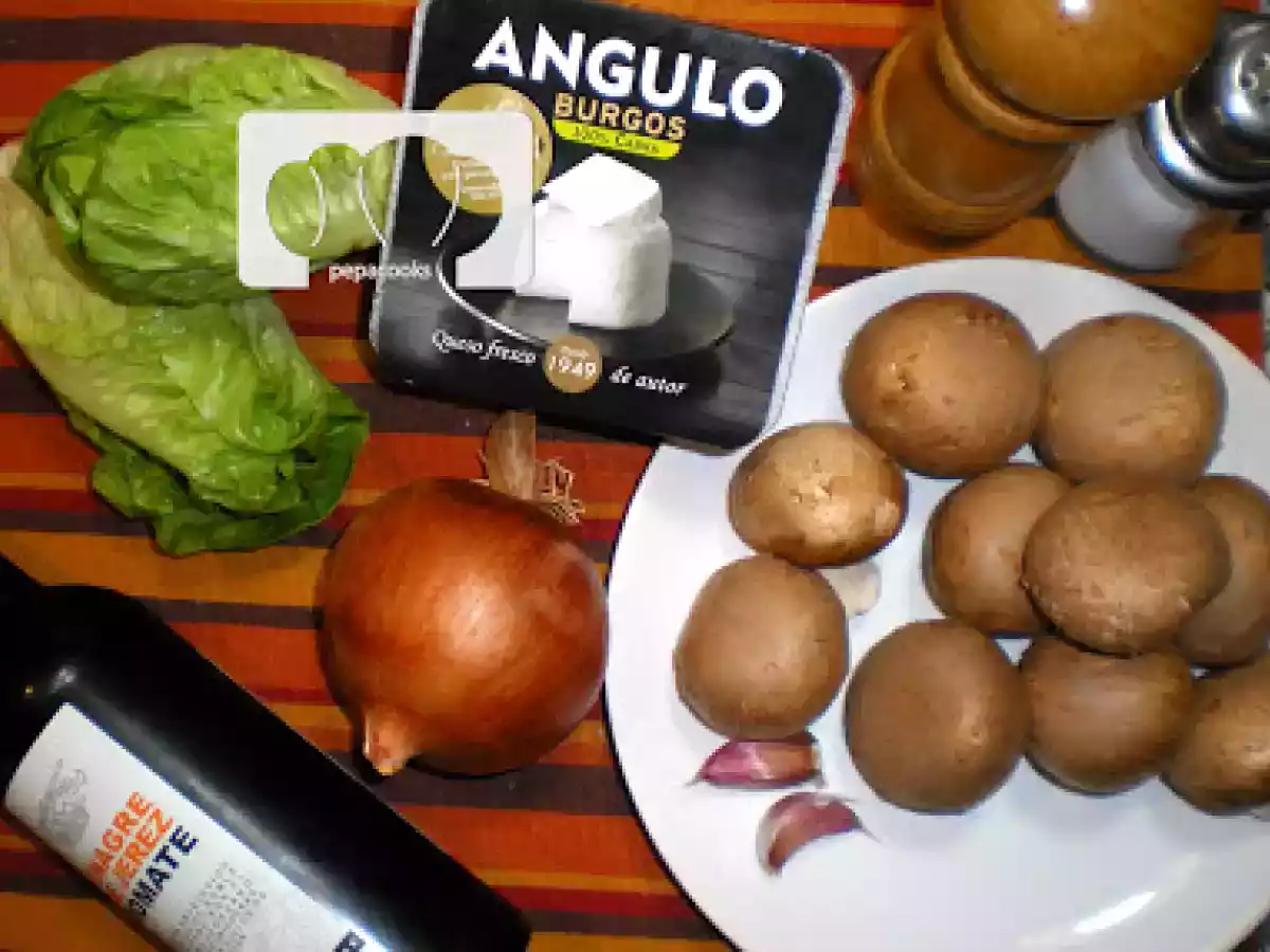 Ensalada templada con queso fresco y portobellos. Receta - foto 4