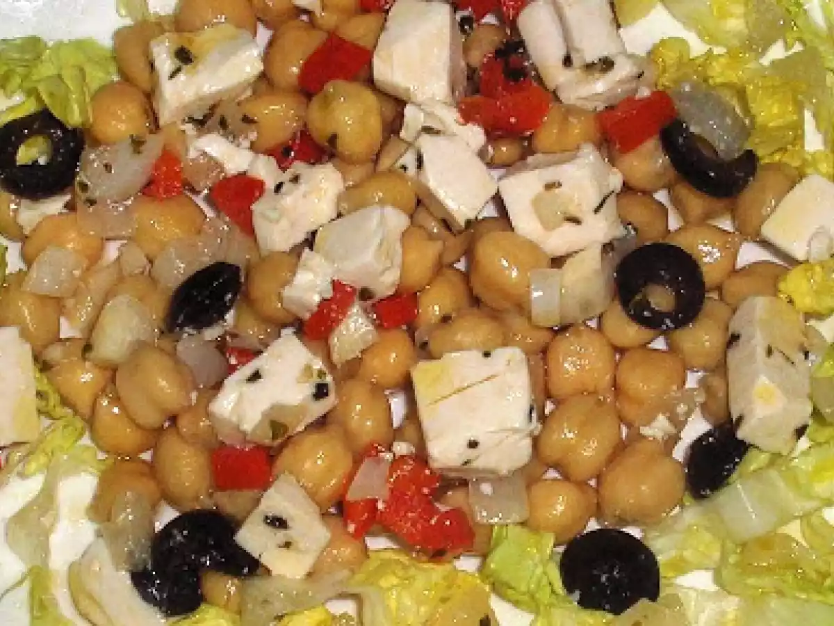 ENSALADA TEMPLADA DE GARBANZOS Y TOFU - foto 2