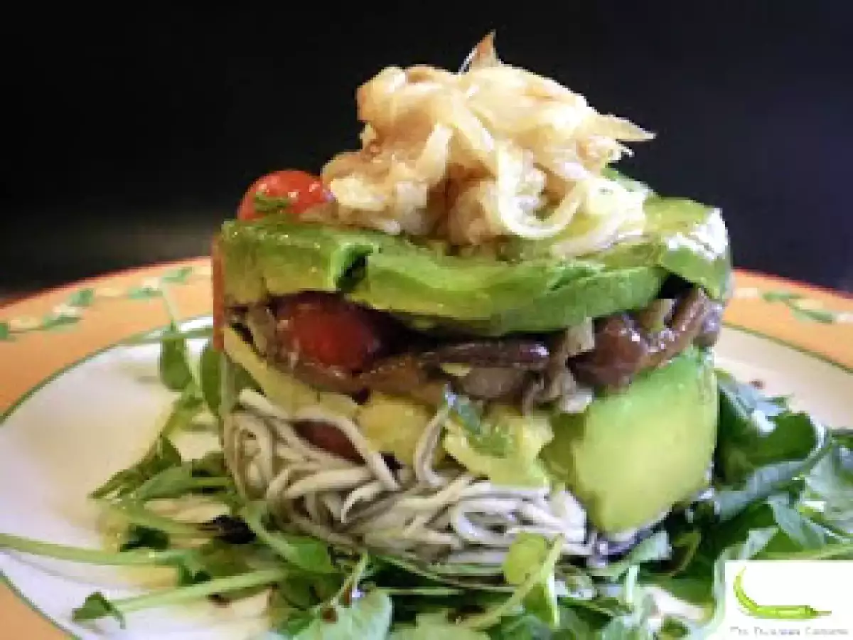 Ensalada templada de setas, gulas y aguacate - foto 2