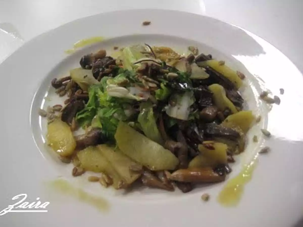 Ensalada templada de setas, manzana y vinagreta de miel - foto 2