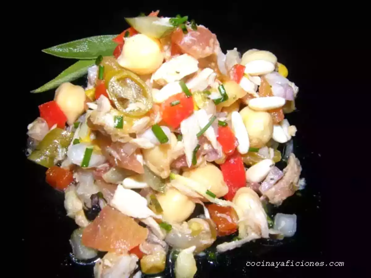 ENSALADA VERANIEGA DE GARBANZOS
