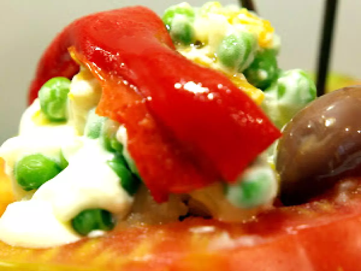 Ensaladilla con bonito en escabeche