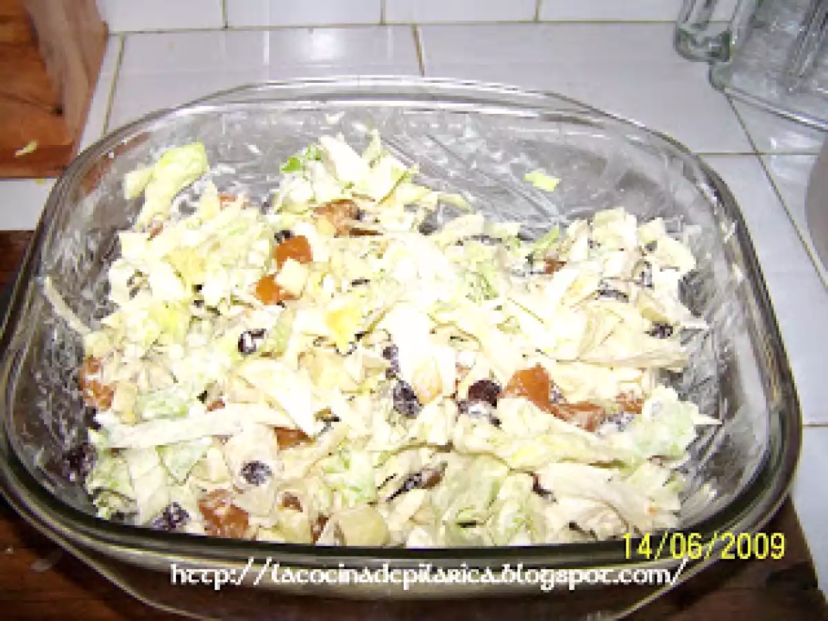 ENSALDA DE FRUTAS Y LECHUGA