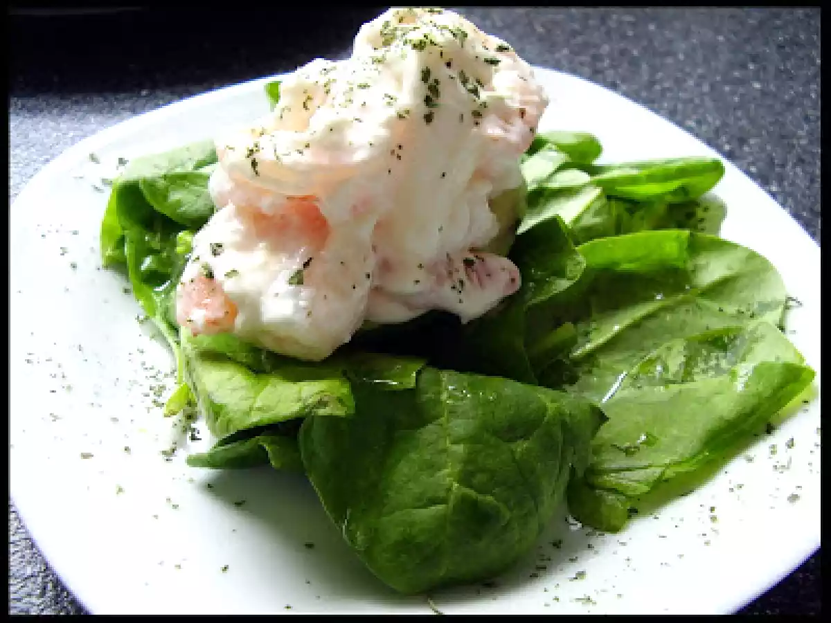 Entrada de palta con camarones y espinaca - foto 2