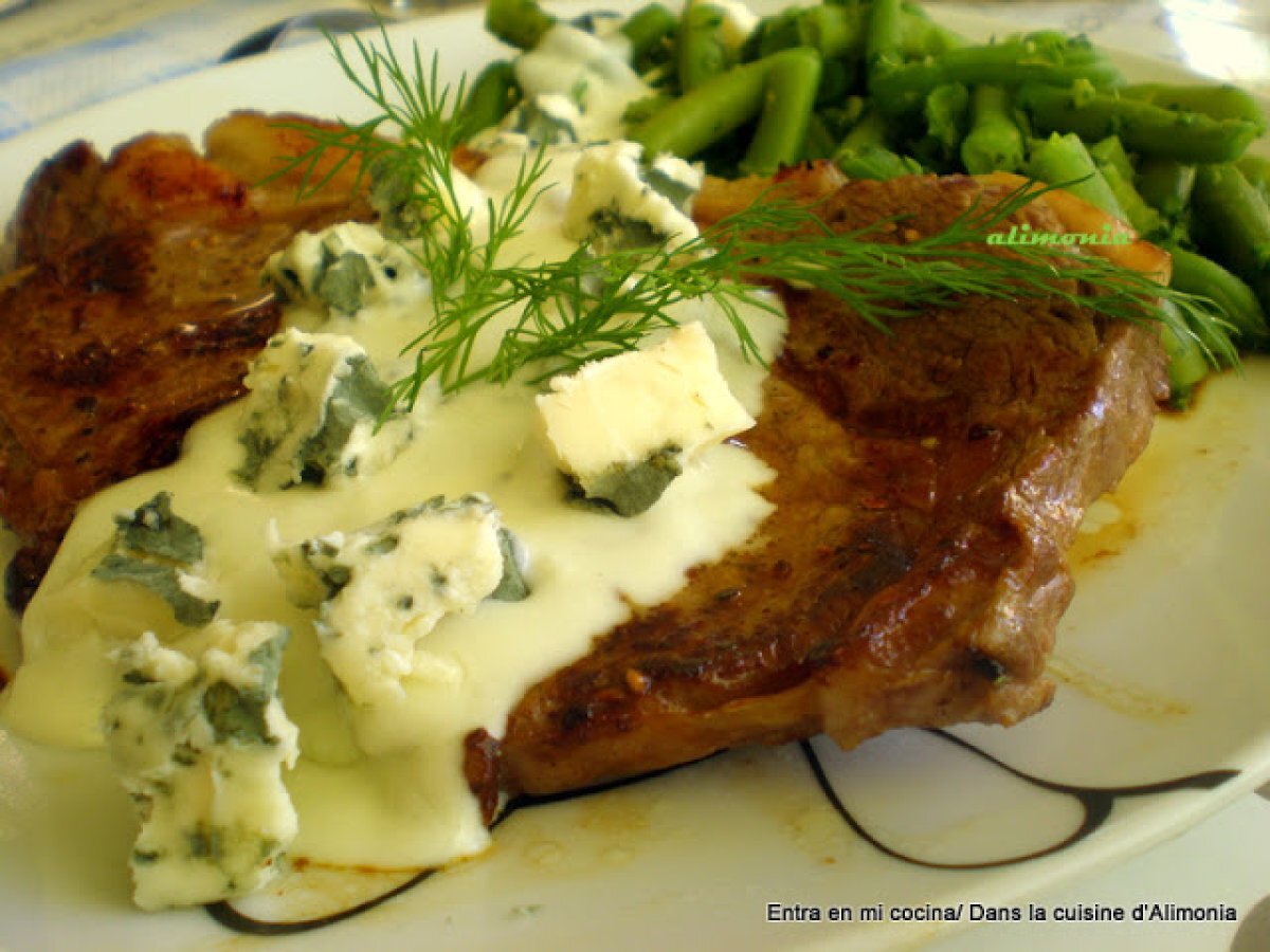Entrecot de ternera al roquefort / entrecote de boeuf au roquefort