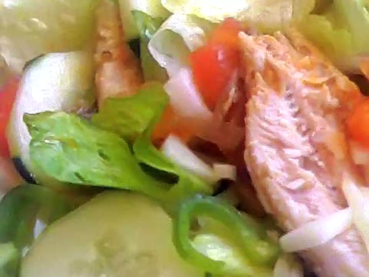 Escabeche sencillo: sardinas en escabeche y ensalada - foto 2