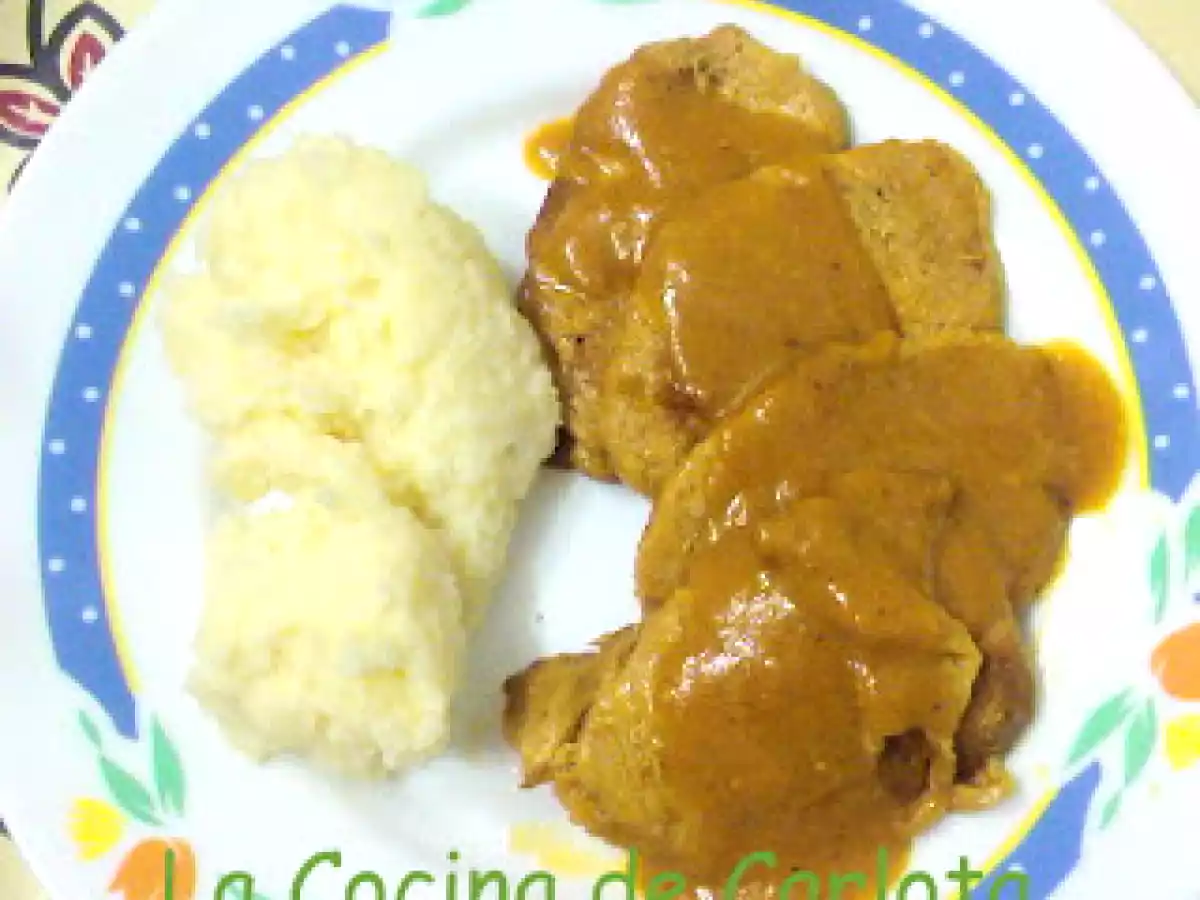 Escalopines de cerdo en salsa