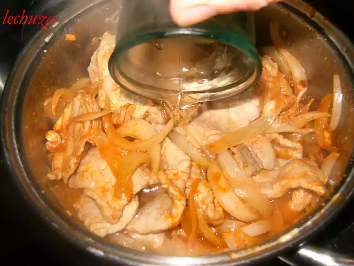 Escalopines de cerdo encebollados - foto 2