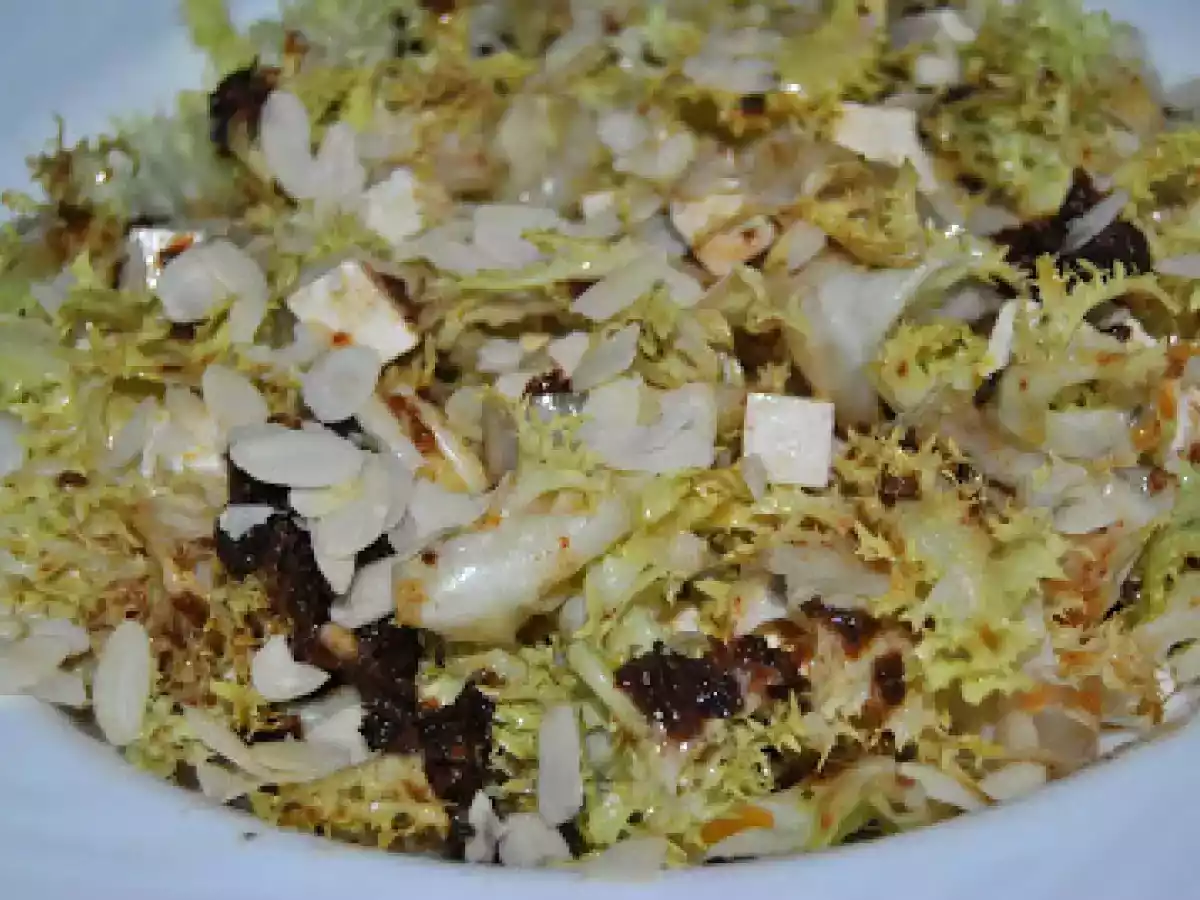 Escarola Con Vinagreta De Tomátes Secos