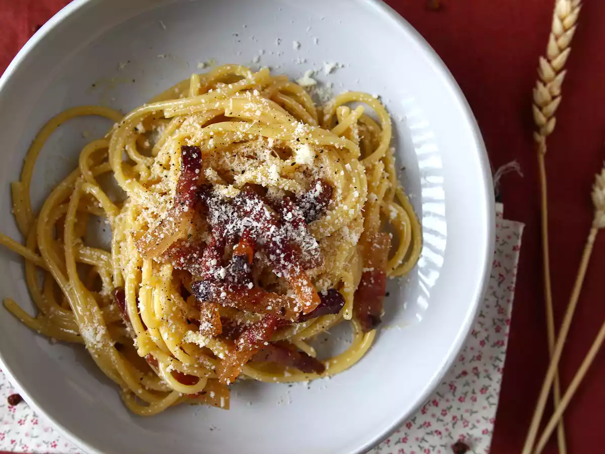 Espaguetis a la carbonara, la receta tradicional italiana - foto 5
