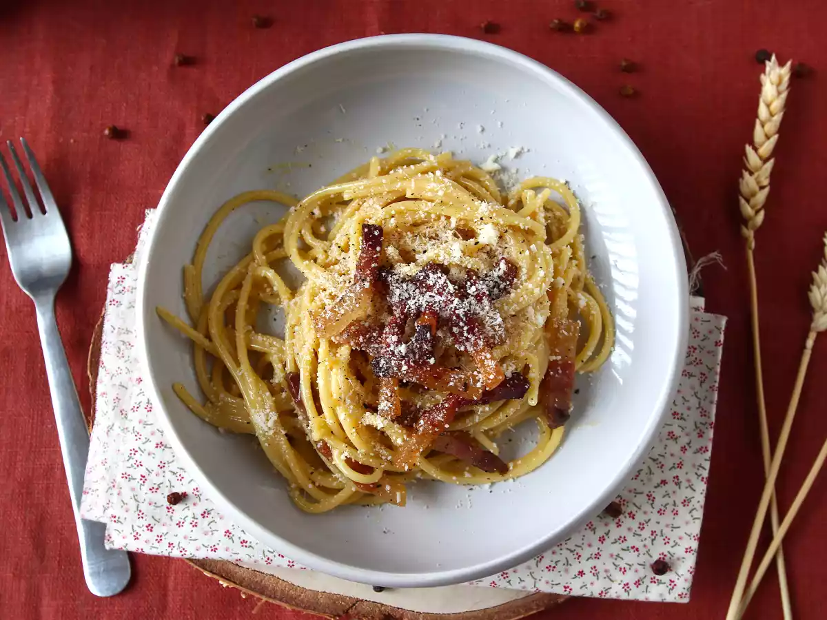 Espaguetis a la carbonara, la receta tradicional italiana - foto 6