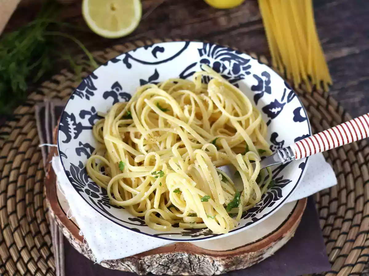 Espaguetis al limón, la verdadera receta italiana de la pasta al limone - foto 4