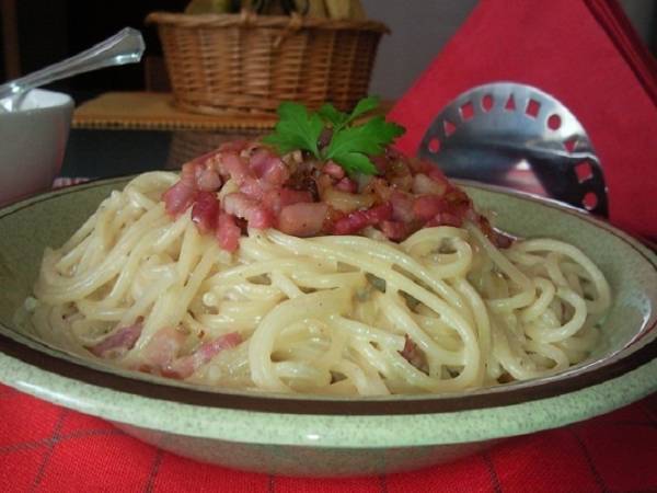 Espaguetis carbonara