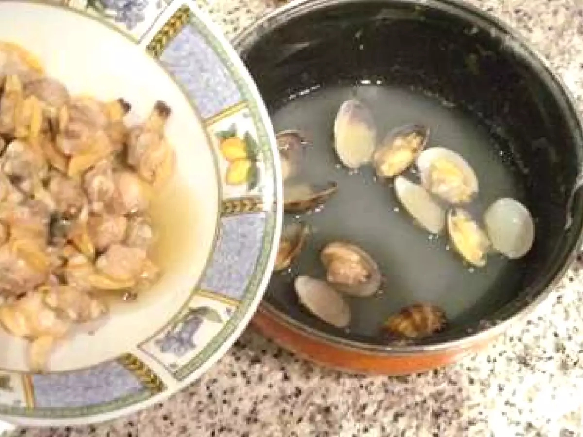 Espaguetis con almejas - Recetas de Nápoles - foto 6