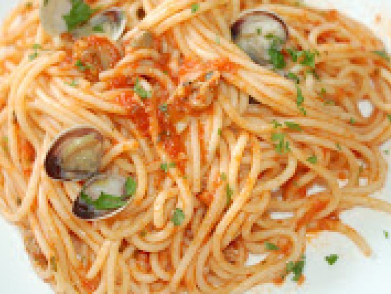 Espaguetis con almejas ( Spaguettis a le vongole), foto 2