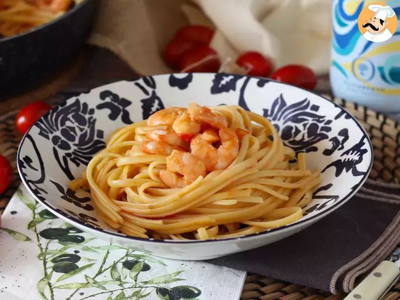 Espaguetis con gambas y tomates cherry, una receta rápida y sabrosa para el día a día - foto 4
