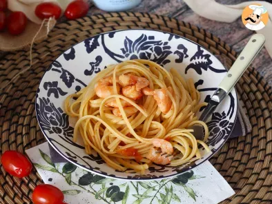 Espaguetis con gambas y tomates cherry, una receta rápida y sabrosa para el día a día - foto 5