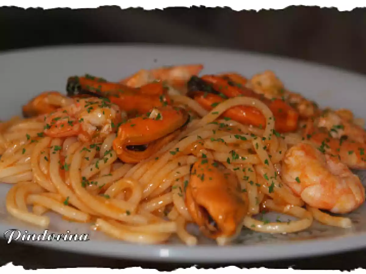 ESPAGUETIS CON MEJILLONES Y LANGOSTINOS