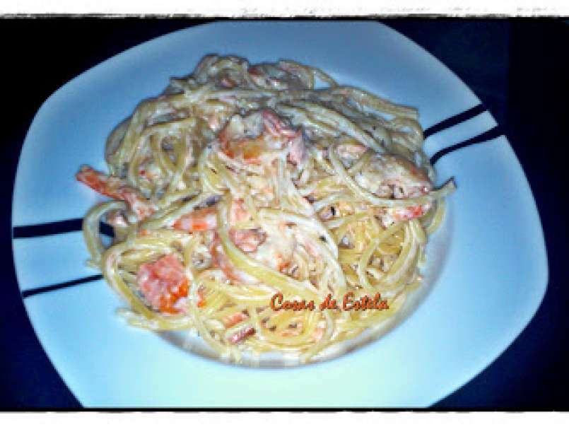 Espaguetis con salmón y gambas, foto 1