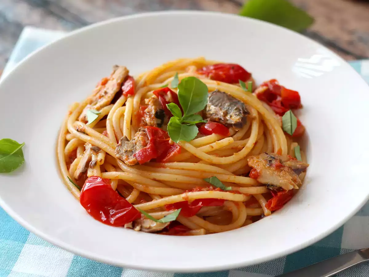 Espaguetis con sardinas: una receta fácil, rápida y económica - foto 5