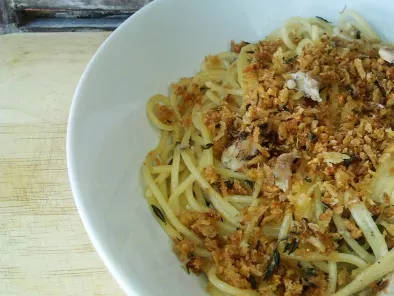 Espaguetis con sardinas y migas de pan - foto 4