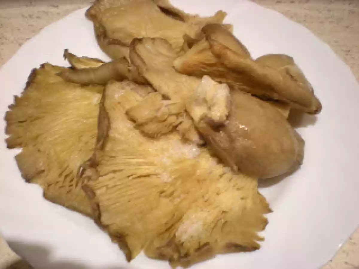 Espaguetis con setas y chirlas - foto 9