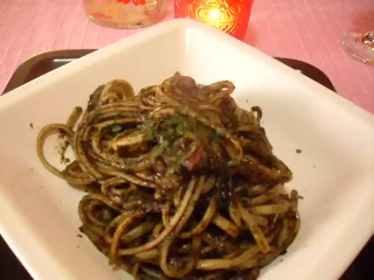 Espaguetis negros con sepias - foto 2