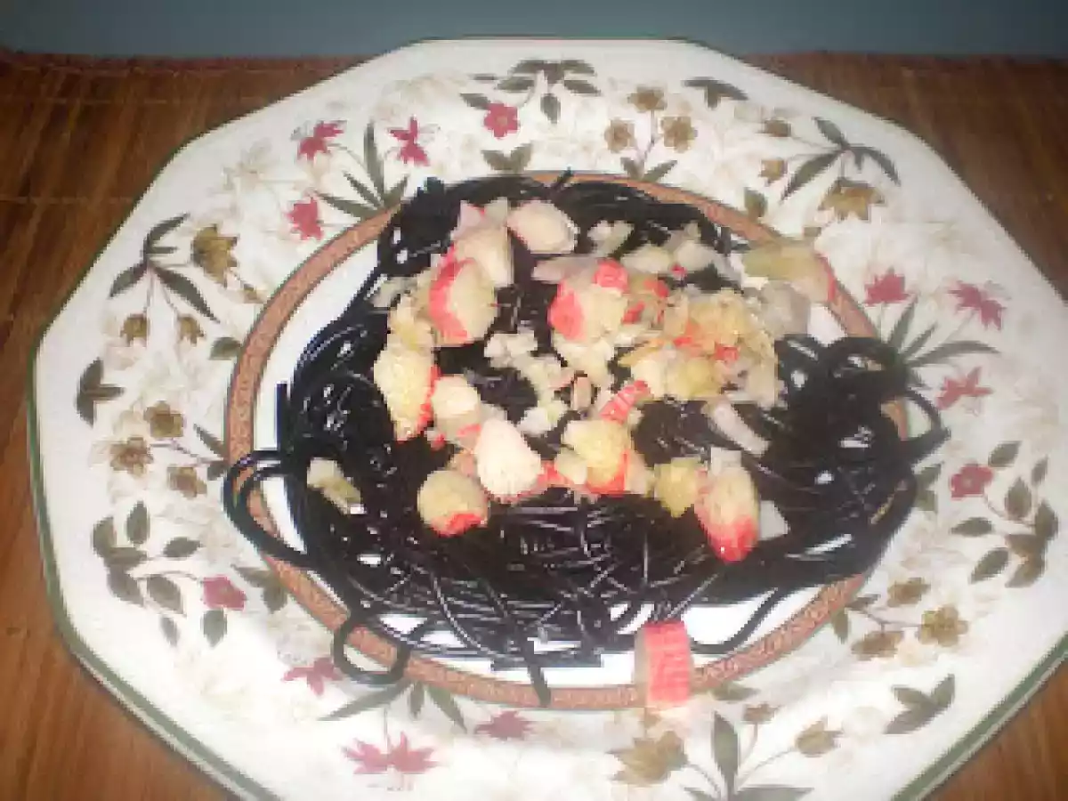 ESPAGUETIS NERO DI SEPIA CON GAMBAS