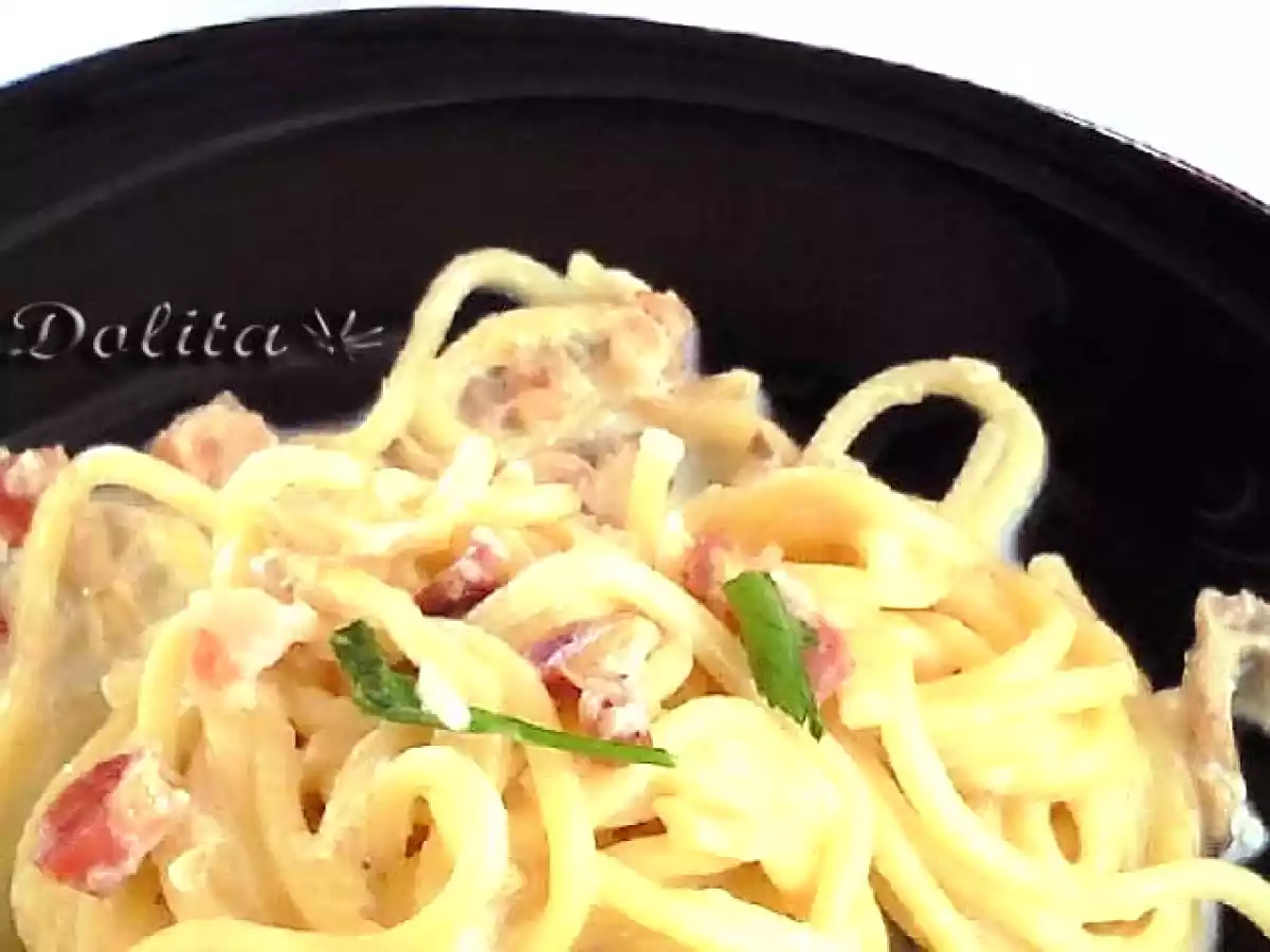 Espaguetti con salsa de queso y panceta ibérica - foto 2