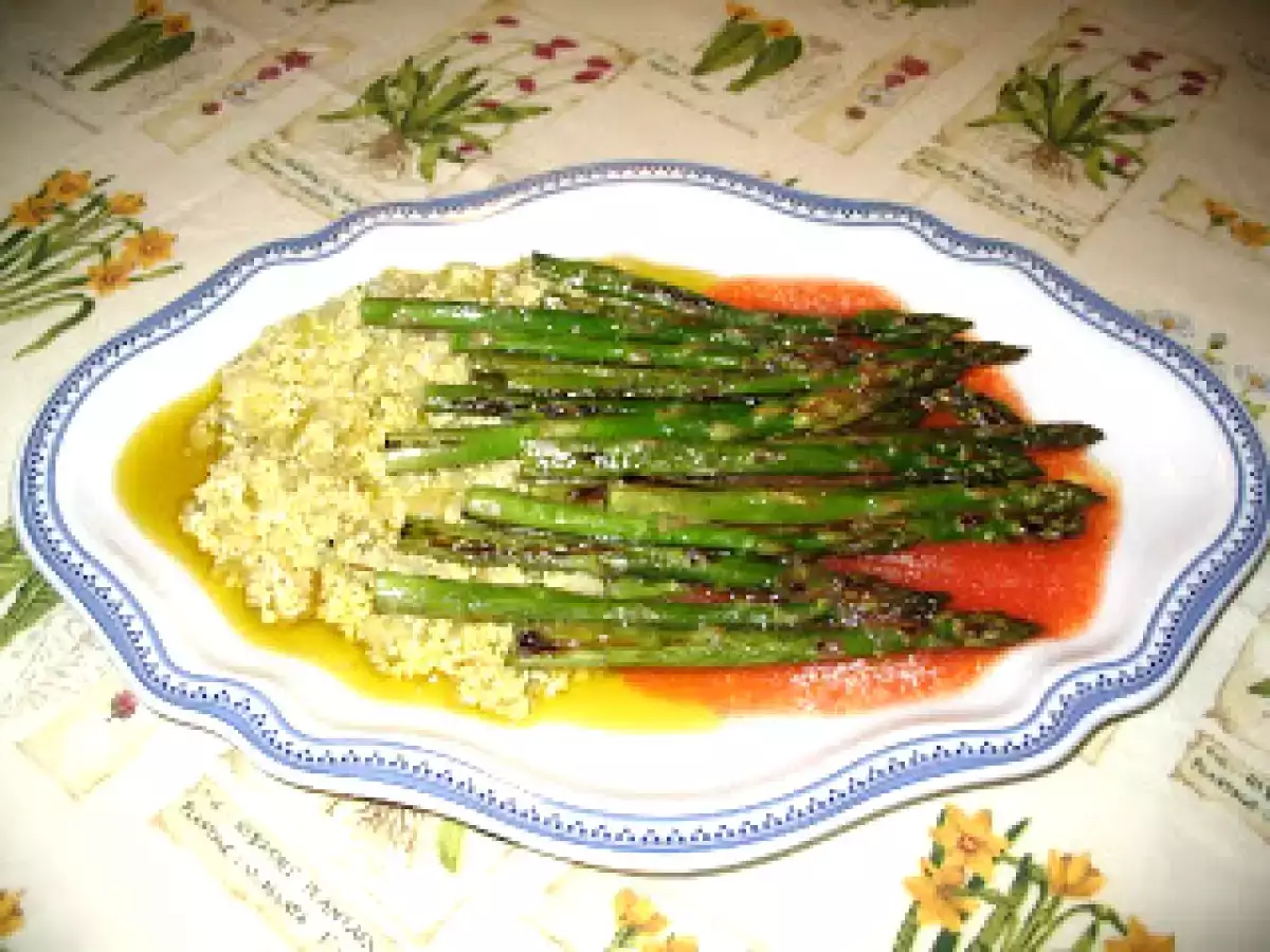 ESPÁRRAGOS A LA VINAGRETA DE FRESAS - foto 2